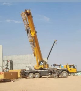 كرين للإيجار من الكامل لتأجير معدات الرفع