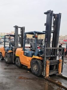 فوركلفت للإيجار من الكامل لتأجير معدات الرفع